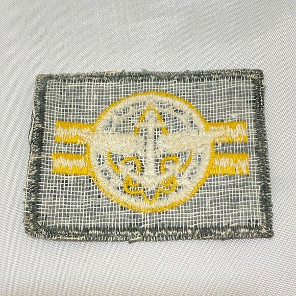 Vintage 1944 to 1960 Boy Scout Explorer Crew Leader Position Badge Green Twill - Picture 3 of 3